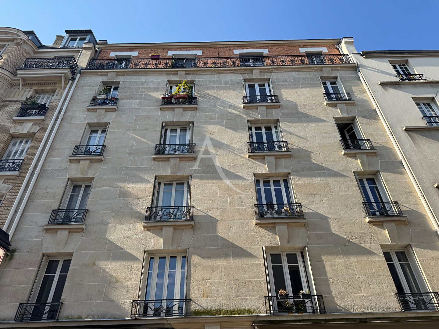 Agence immobilière de L'Adresse Wattignies PARIS 12ème