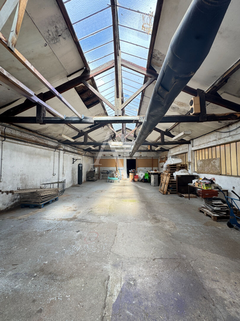 Local d'activité Bagnolet 360 M² et Pavillon 55 M²