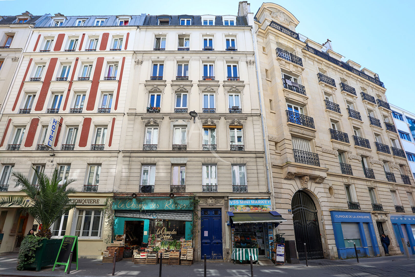 Agence immobilière de L'Adresse-Les Abbesses PARIS 18