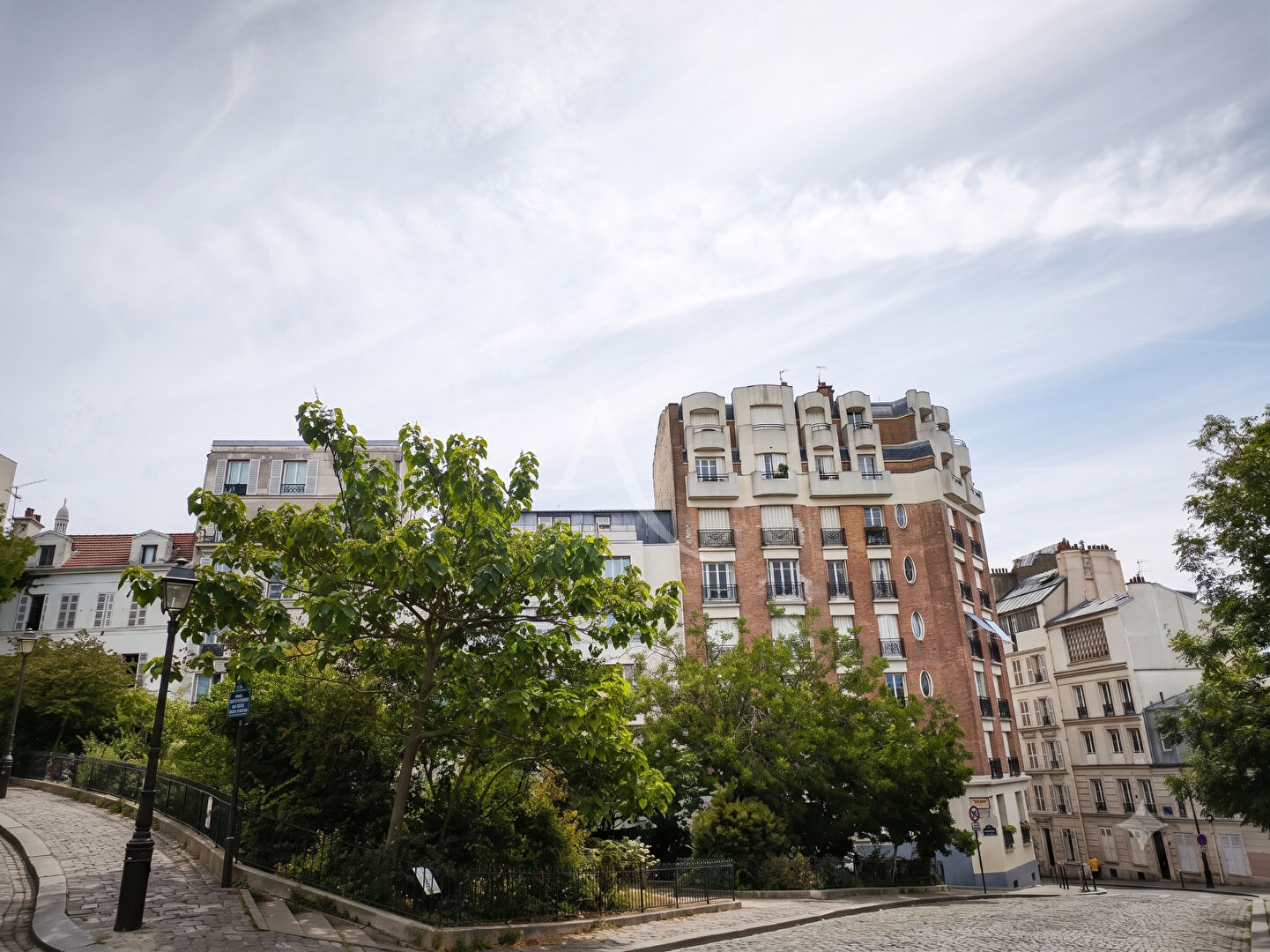 Agence immobilière de L'Adresse-Les Abbesses PARIS 18
