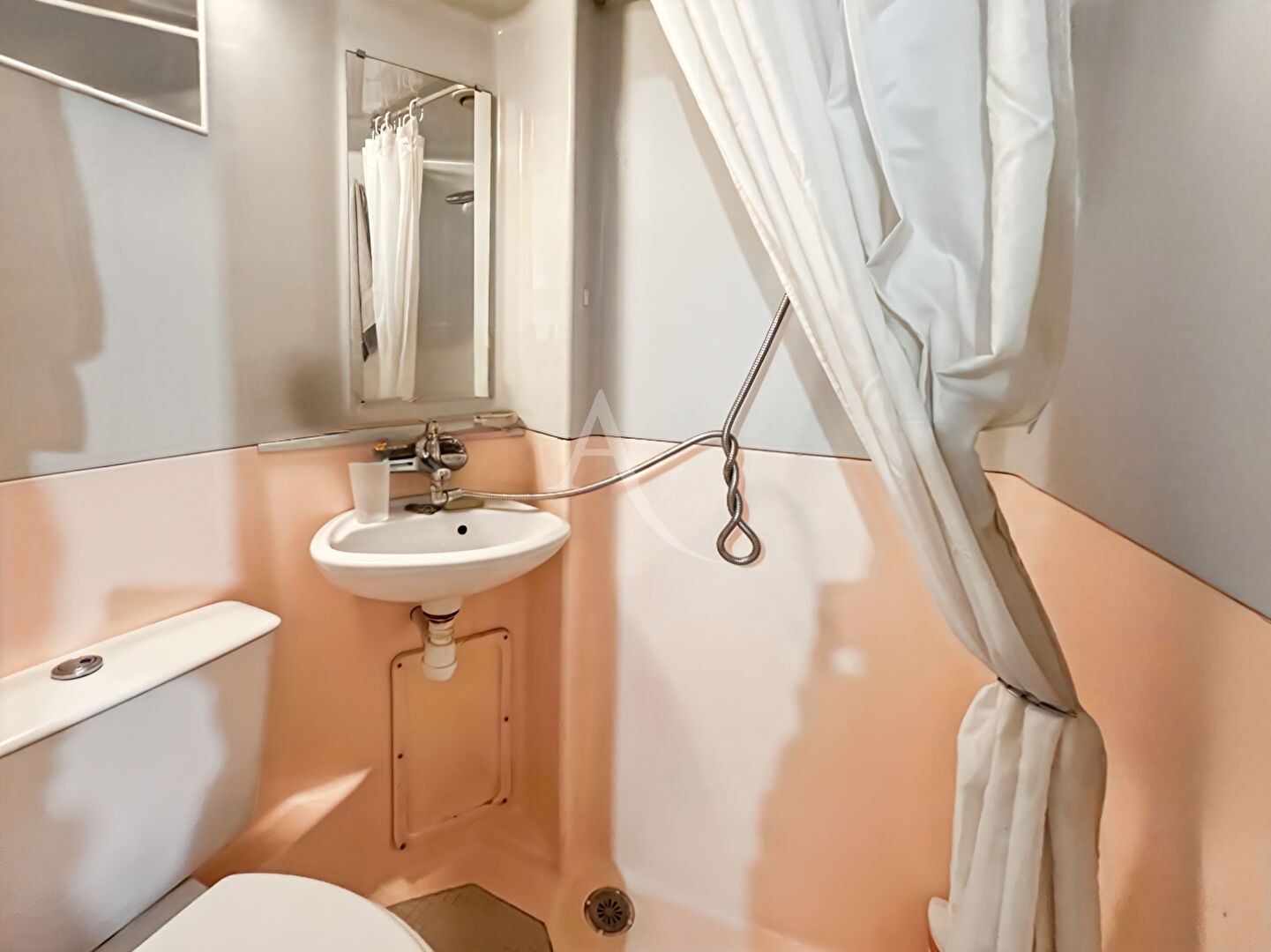 Photo VANNES CENTRE à vendre studio image 4/4