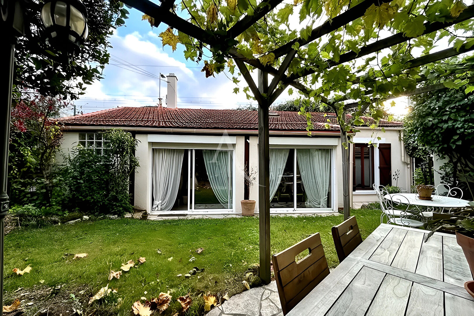 Agence immobilière de L'Adresse  VIP - L'ADRESSE VIP