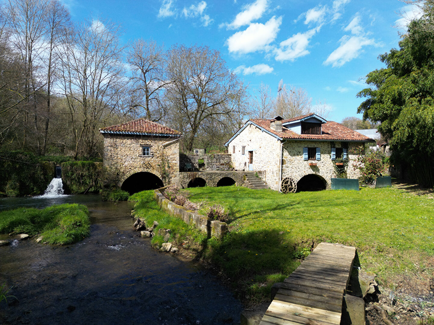 Moulin XVIIe siècle au coeur du Pays Basque