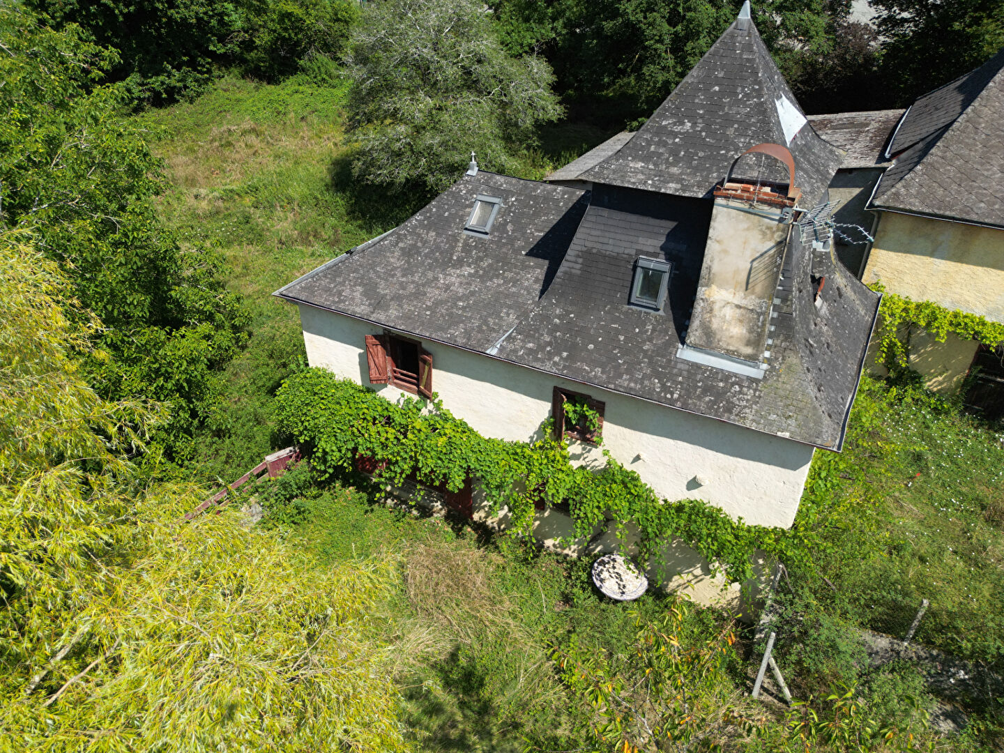 Photo Musculdy ? Ancien pigeonnier rénové avec charme sur plus de 2200 m² de terrain arboré image 3/6