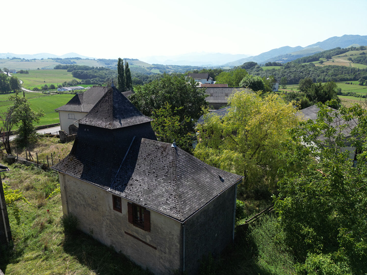 Photo Musculdy ? Ancien pigeonnier rénové avec charme sur plus de 2200 m² de terrain arboré image 4/6