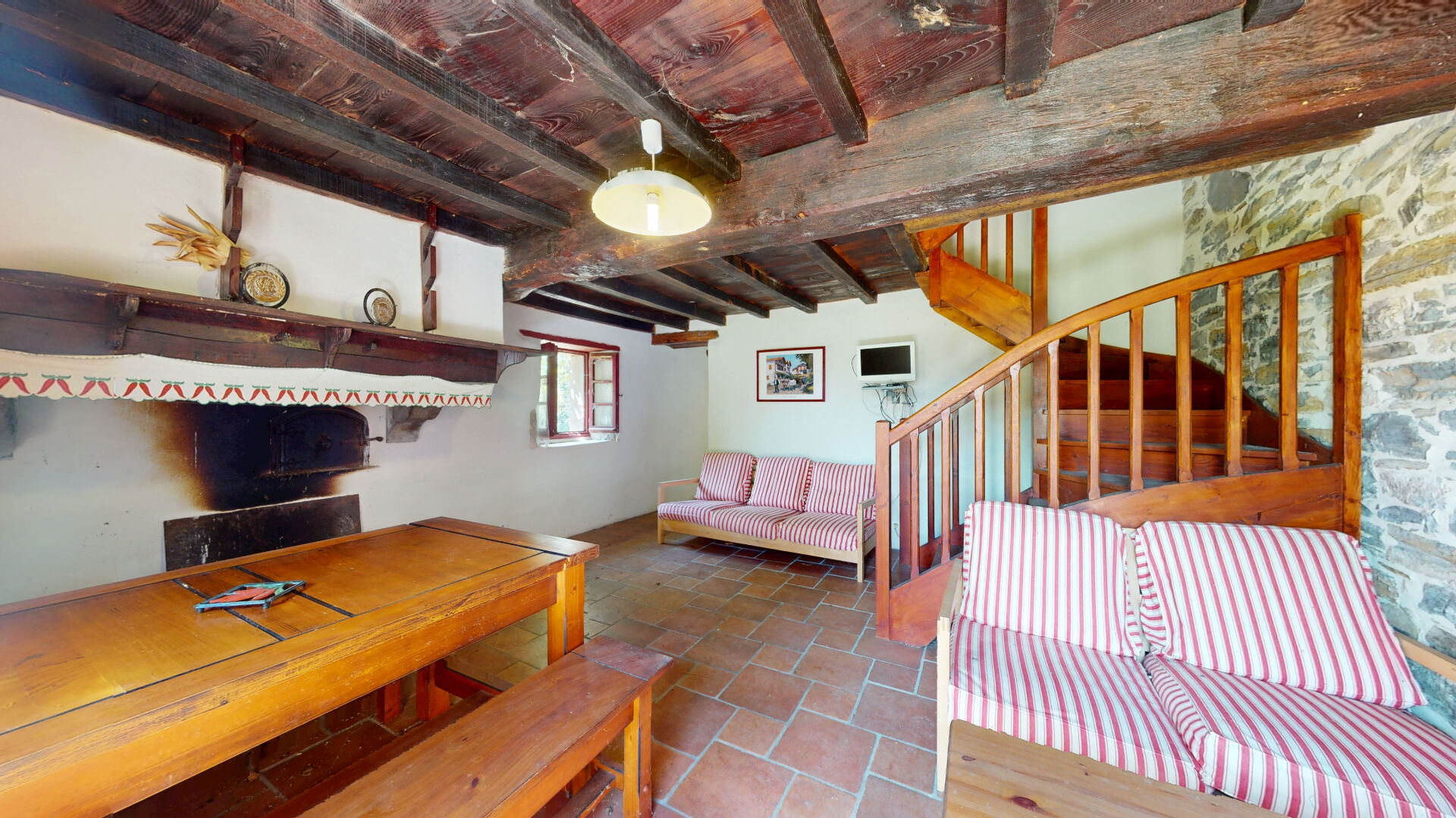 Photo Musculdy ? Ancien pigeonnier rénové avec charme sur plus de 2200 m² de terrain arboré image 5/6