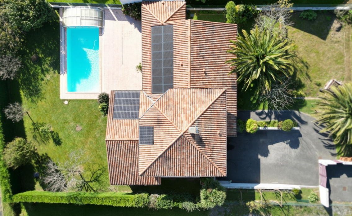 Maison familiale avec piscine et sous-sol