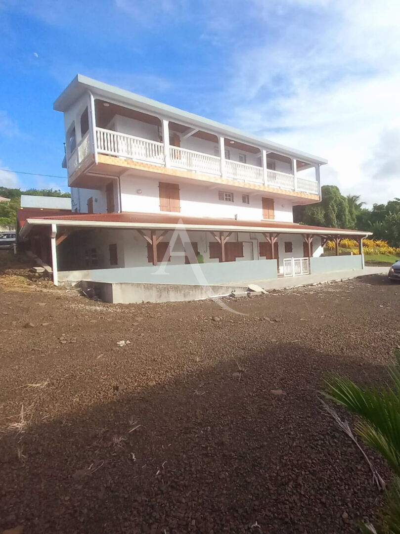 Immeuble Le Vauclin 14 pièce(s) 363.28 m2