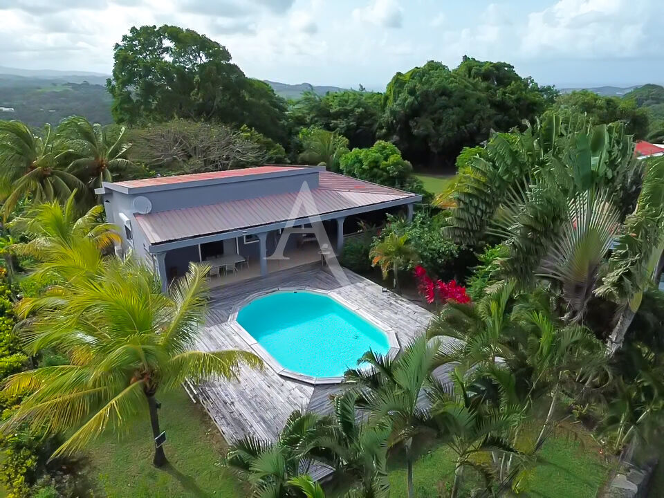 Photo Maison T4 avec vue mer, piscine et appartement T2 au Robert image 1/6