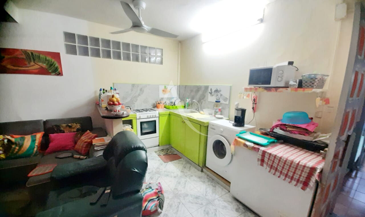 Photo Immeuble de rapport Fort De France 11 pièce(s) 238 m2 - spécial investisseurs !!!!! image 2/6