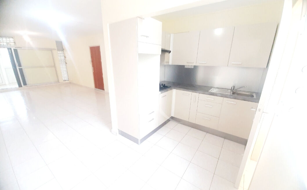 Photo Appartement Ducos 4 pièce(s) 82.03 m2  SUPERBE PEPITE A SAISIR !!!!! image 2/6