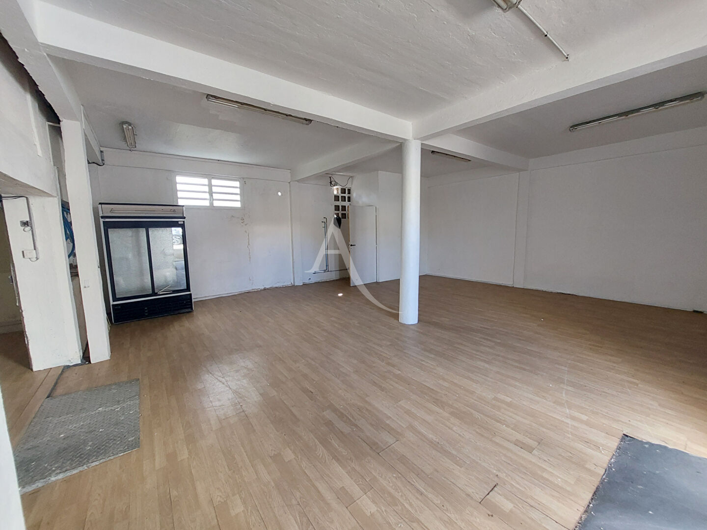 Photo Immeuble Schoelcher 431 m2 image 2/5