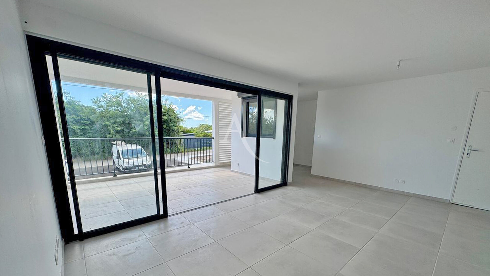 Photo Appartement T4 Duplex Le Diamant 94.37 m2 image 2/6