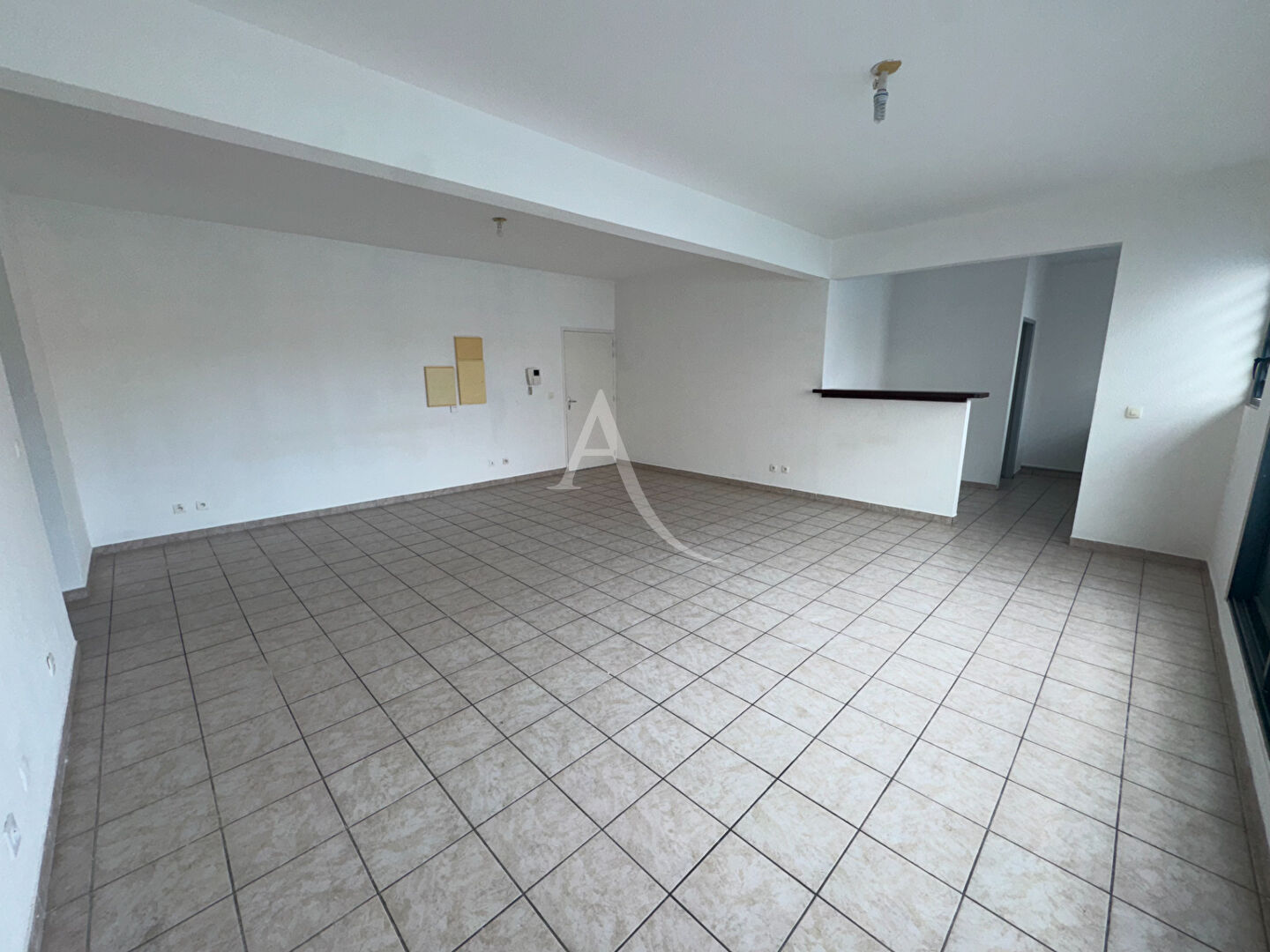 Photo Appartement T3 de 77,70 m² image 2/6