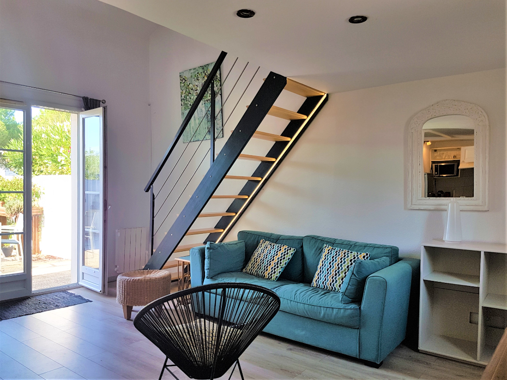 Agence immobilière de 
 17 IMMO - 17 IMMO 
