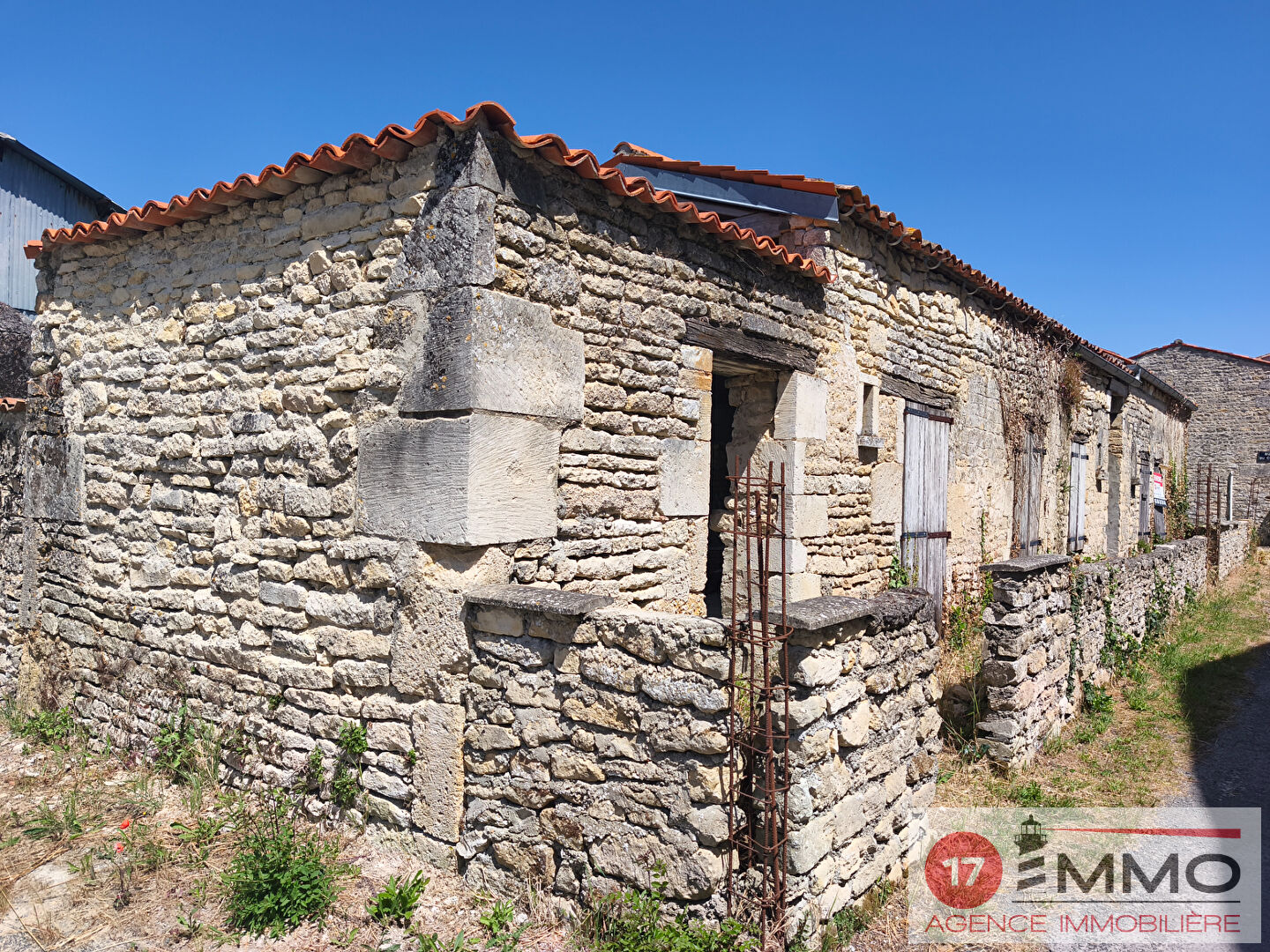 Agence immobilière de 
 17 IMMO - 17 IMMO 

