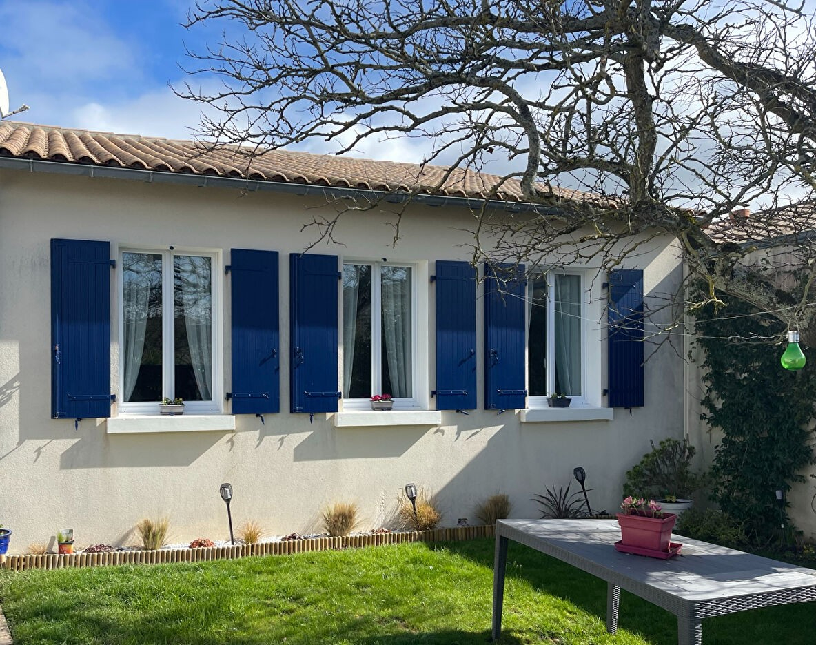 Agence immobilière de 
 17 IMMO - 17 IMMO 
