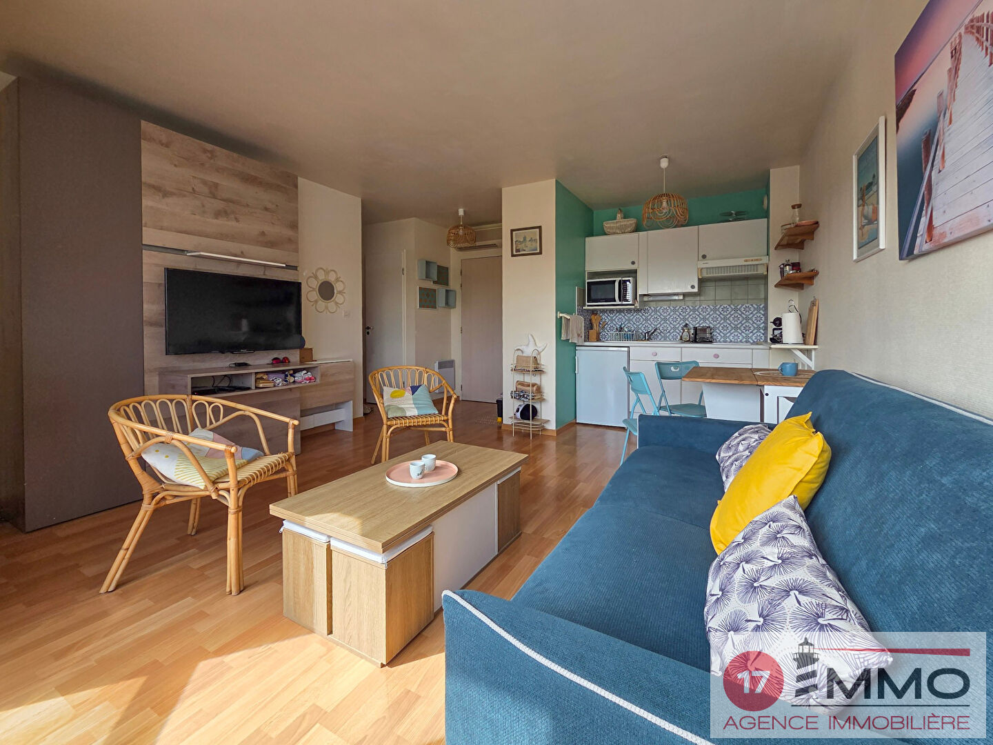 Agence immobilière de 
 17 IMMO - 17 IMMO 
