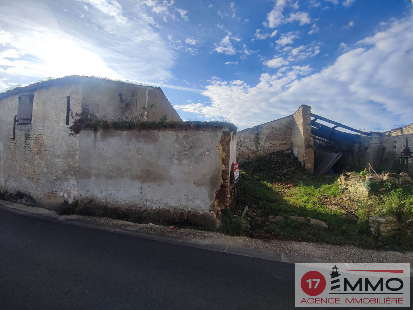 Agence immobilière de 
 17 IMMO - 17 IMMO 
