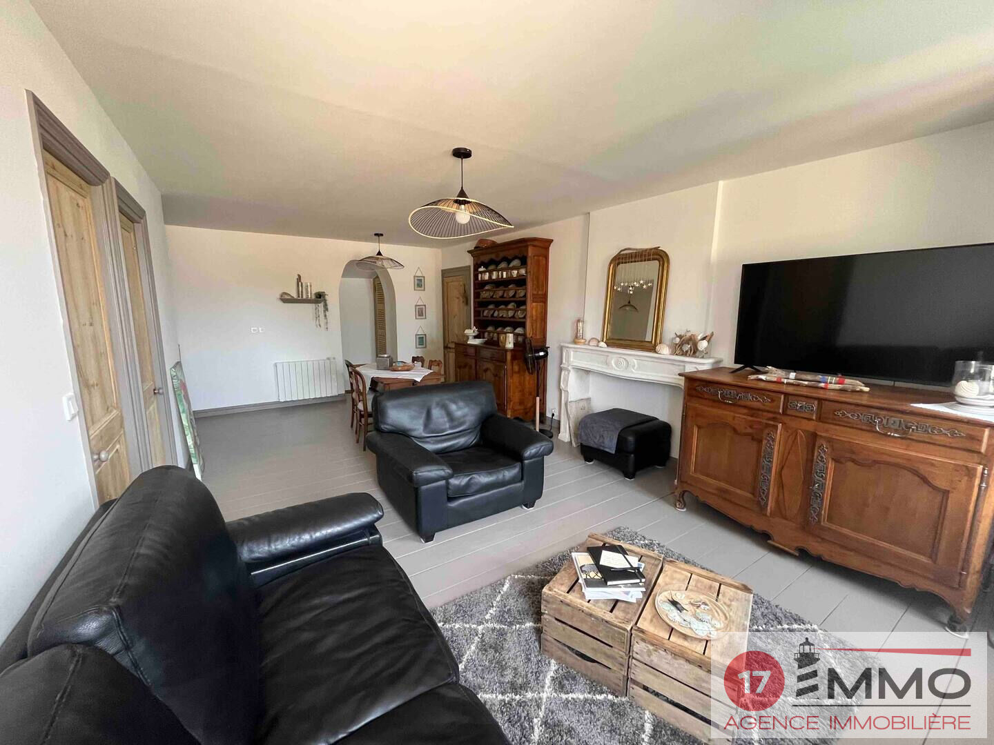 Agence immobilière de 
 17 IMMO - 17 IMMO 
