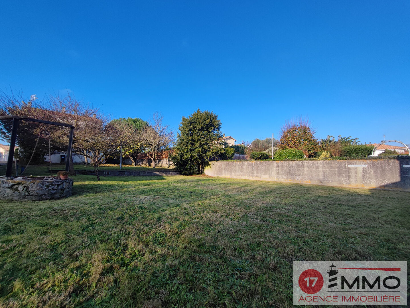 Agence immobilière de 
 17 IMMO - 17 IMMO 
