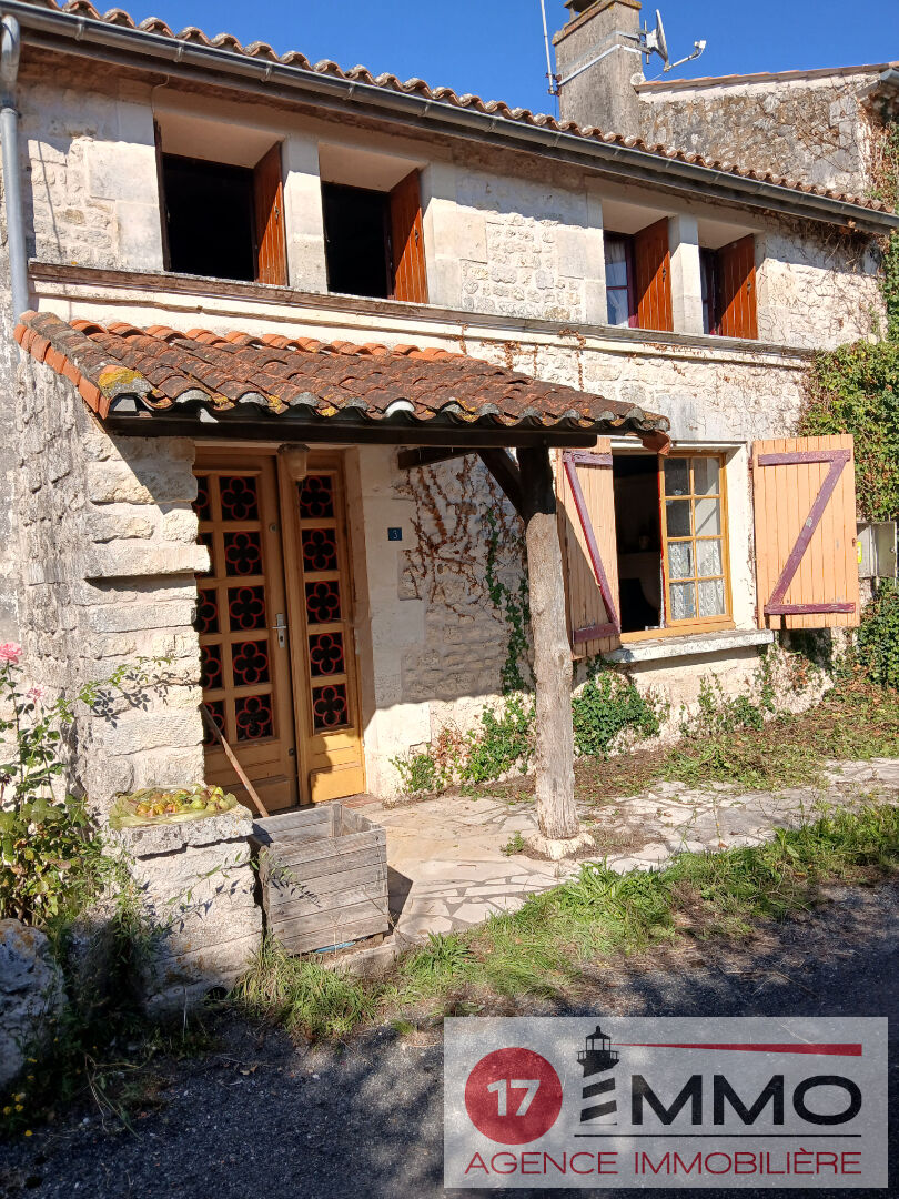 Agence immobilière de 
 17 IMMO - 17 IMMO 
