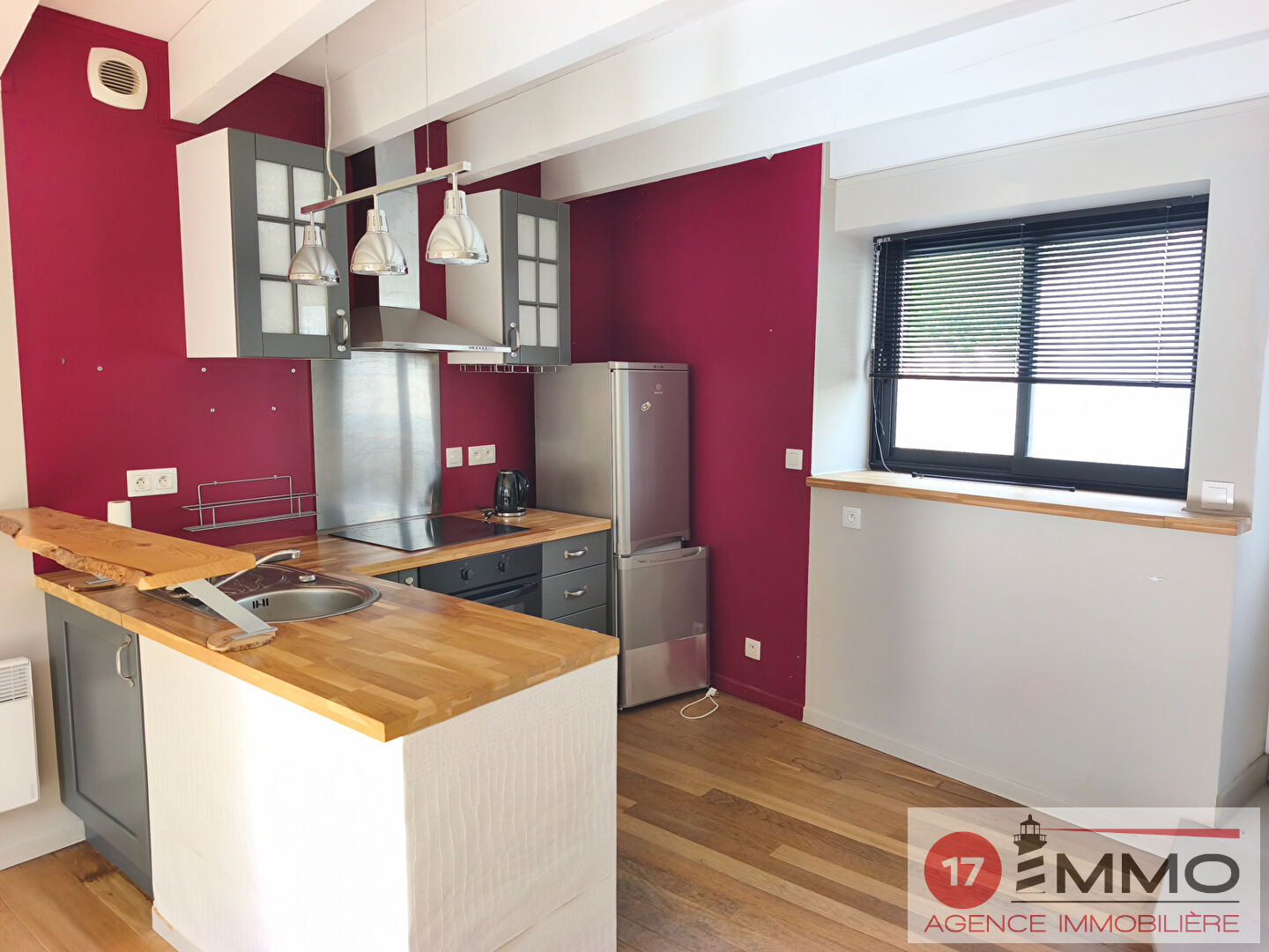 Agence immobilière de 
 17 IMMO - 17 IMMO 
