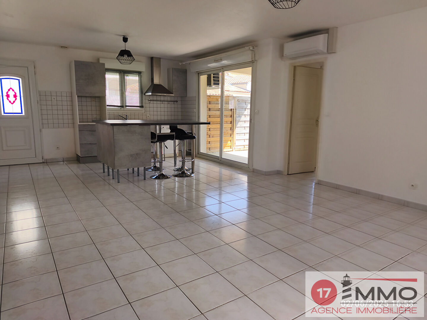 Agence immobilière de 
 17 IMMO - 17 IMMO 
