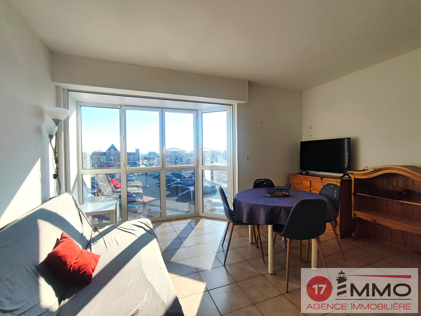 Agence immobilière de 
 17 IMMO - 17 IMMO 
