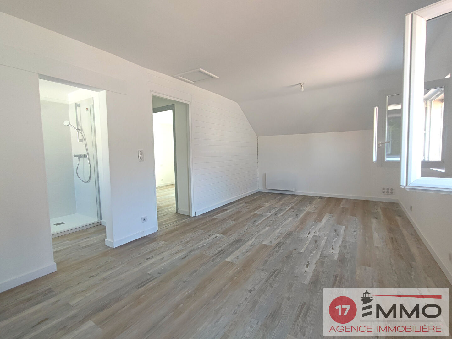Agence immobilière de 
 17 IMMO - 17 IMMO 
