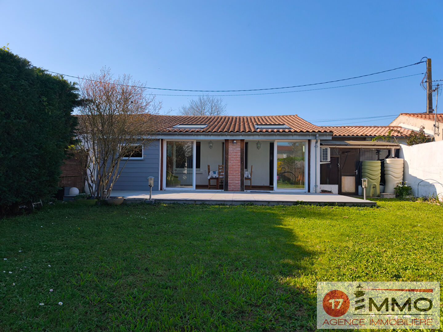 Agence immobilière de 
 17 IMMO - 17 IMMO 
