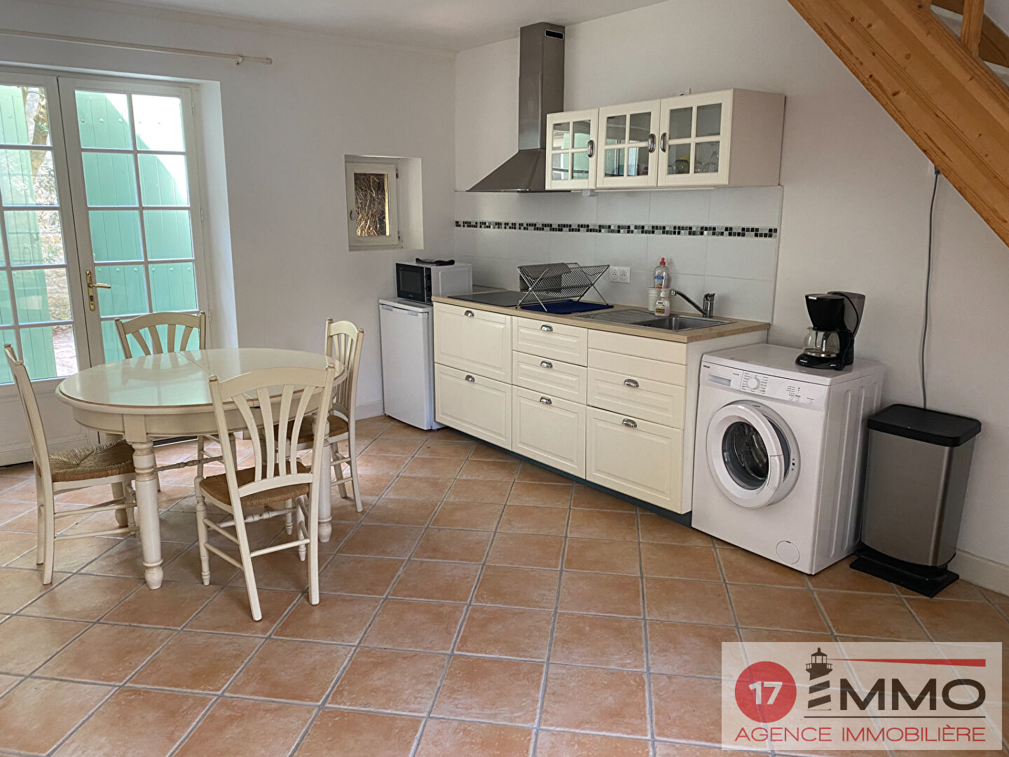 Agence immobilière de 
 17 IMMO - 17 IMMO 
