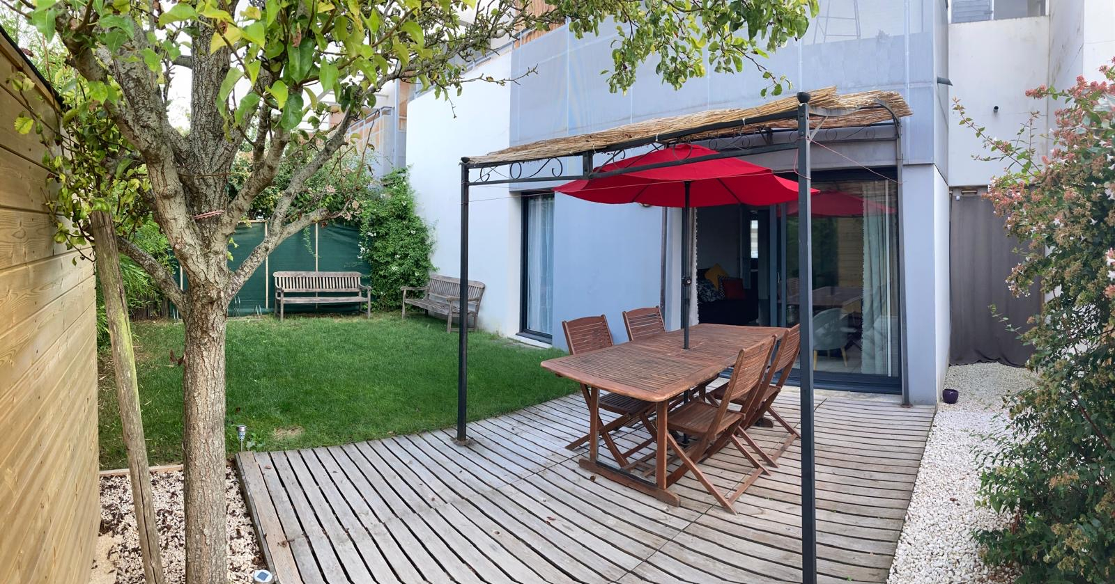 Agence immobilière de 
 17 IMMO - 17 IMMO 
