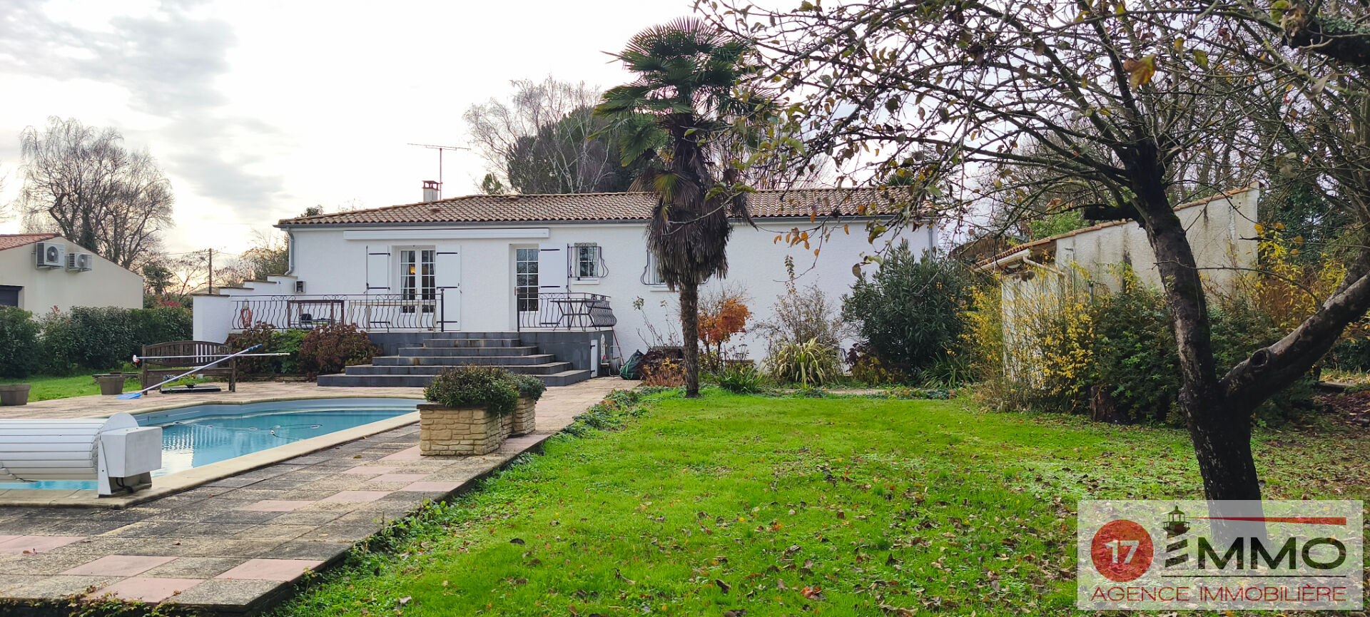 Agence immobilière de 
 17 IMMO - 17 IMMO 
