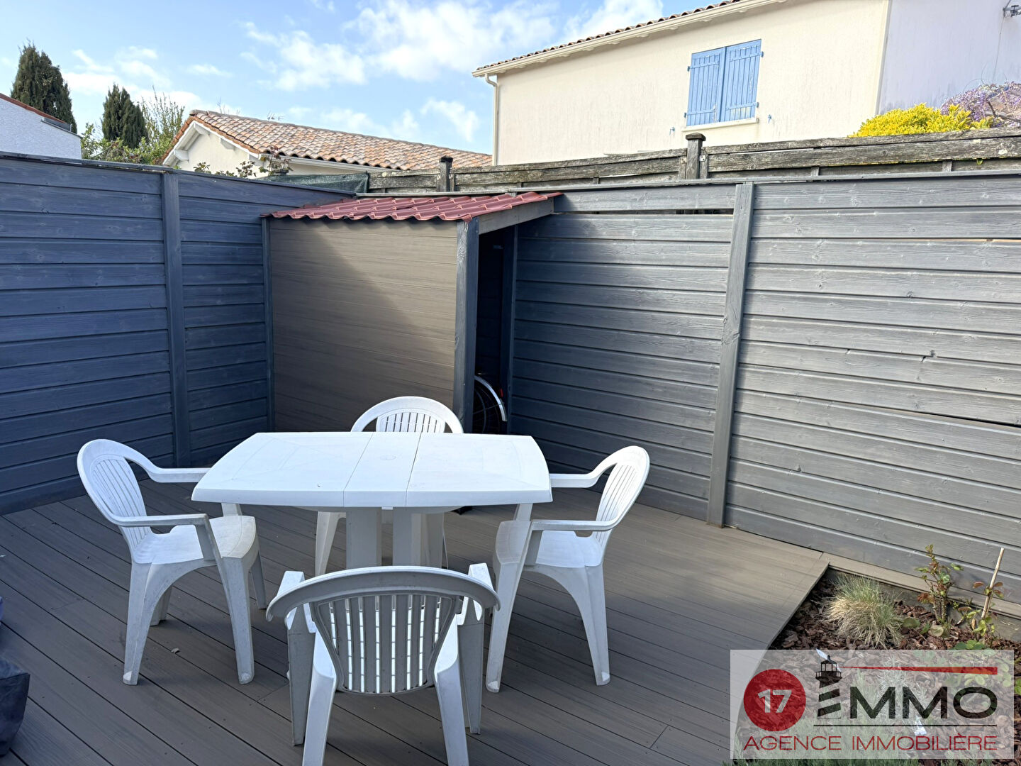 Agence immobilière de 
 17 IMMO - 17 IMMO 
