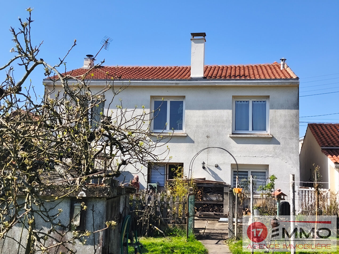 Agence immobilière de 
 17 IMMO - 17 IMMO 
