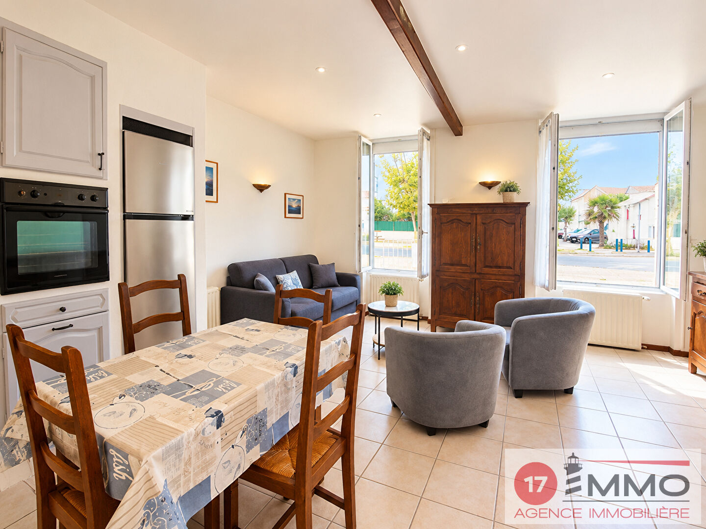 Agence immobilière de 
 17 IMMO - 17 IMMO 
