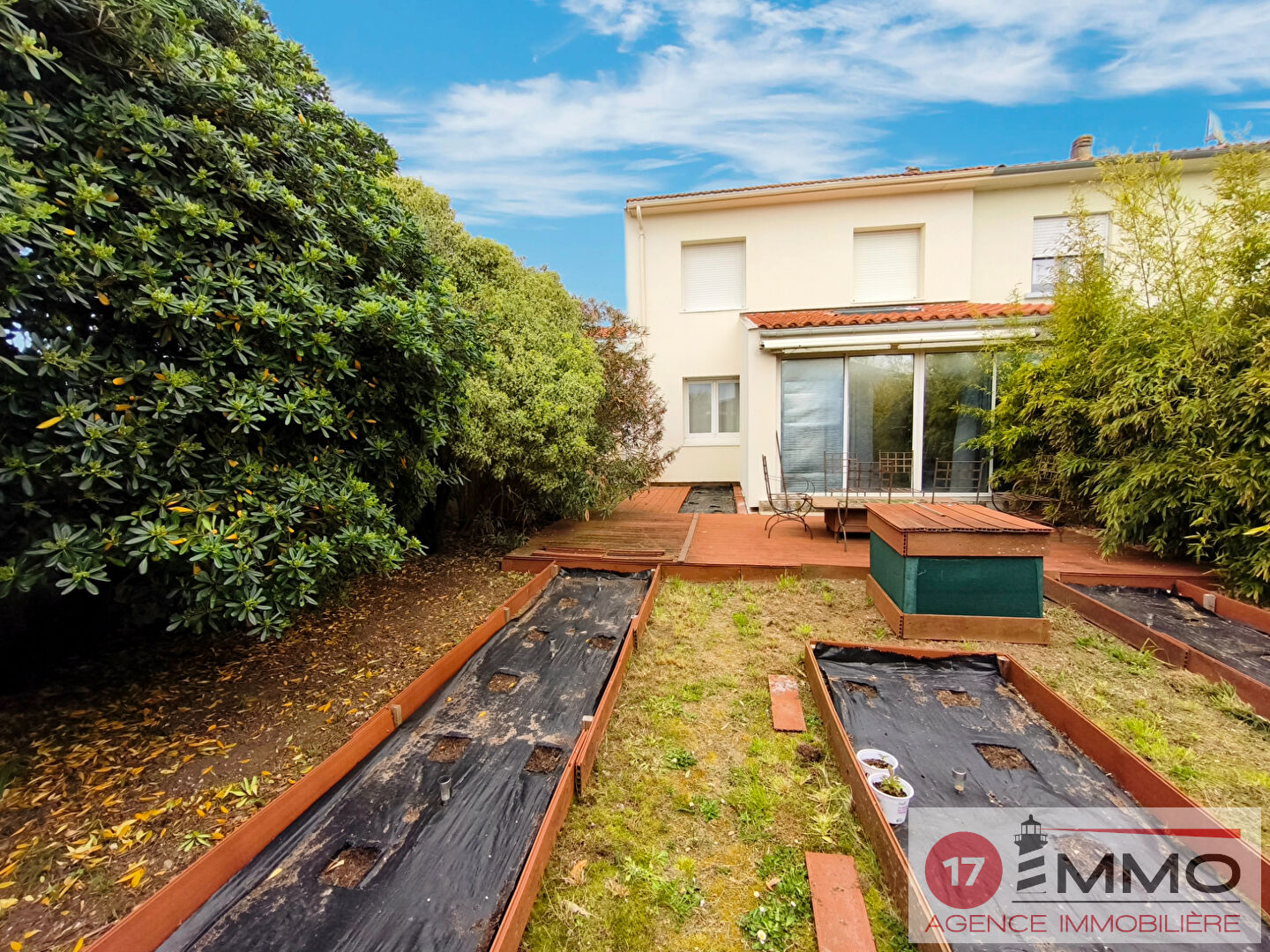 Agence immobilière de 
 17 IMMO - 17 IMMO 
