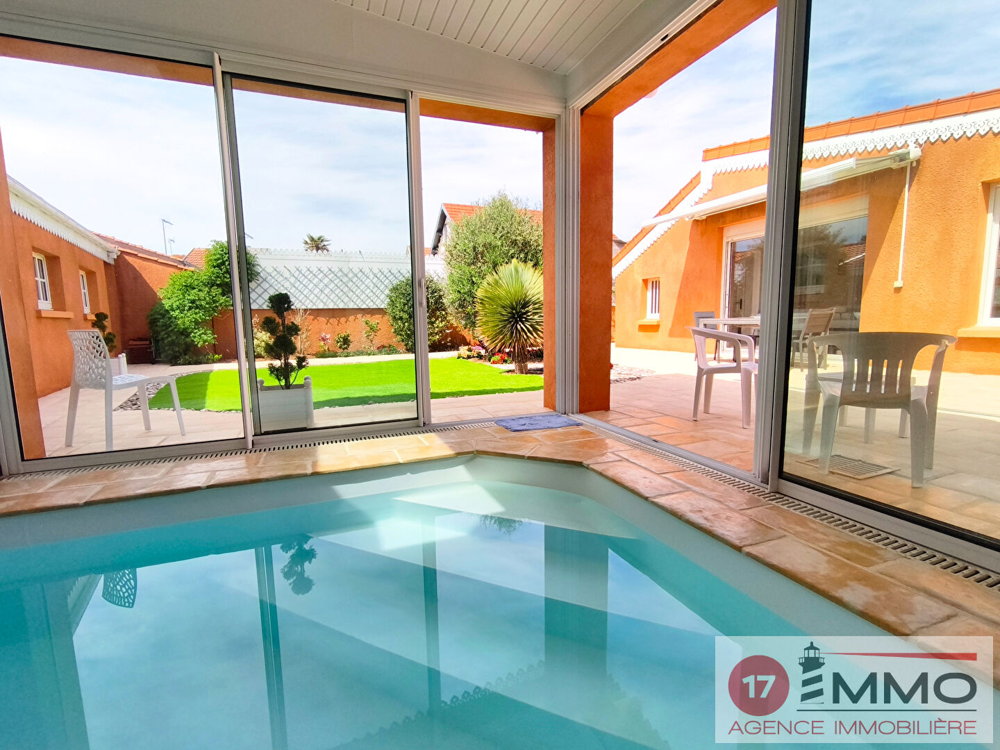 Agence immobilière de 
 17 IMMO - 17 IMMO 
