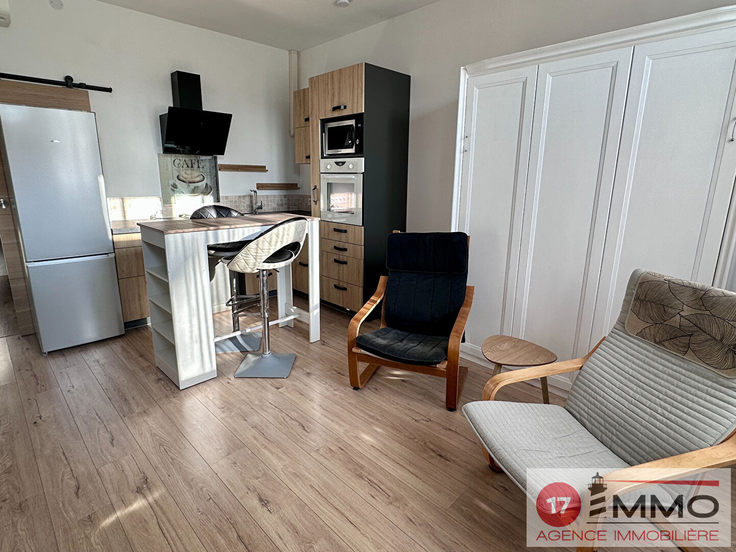 Agence immobilière de 
 17 IMMO - 17 IMMO 
