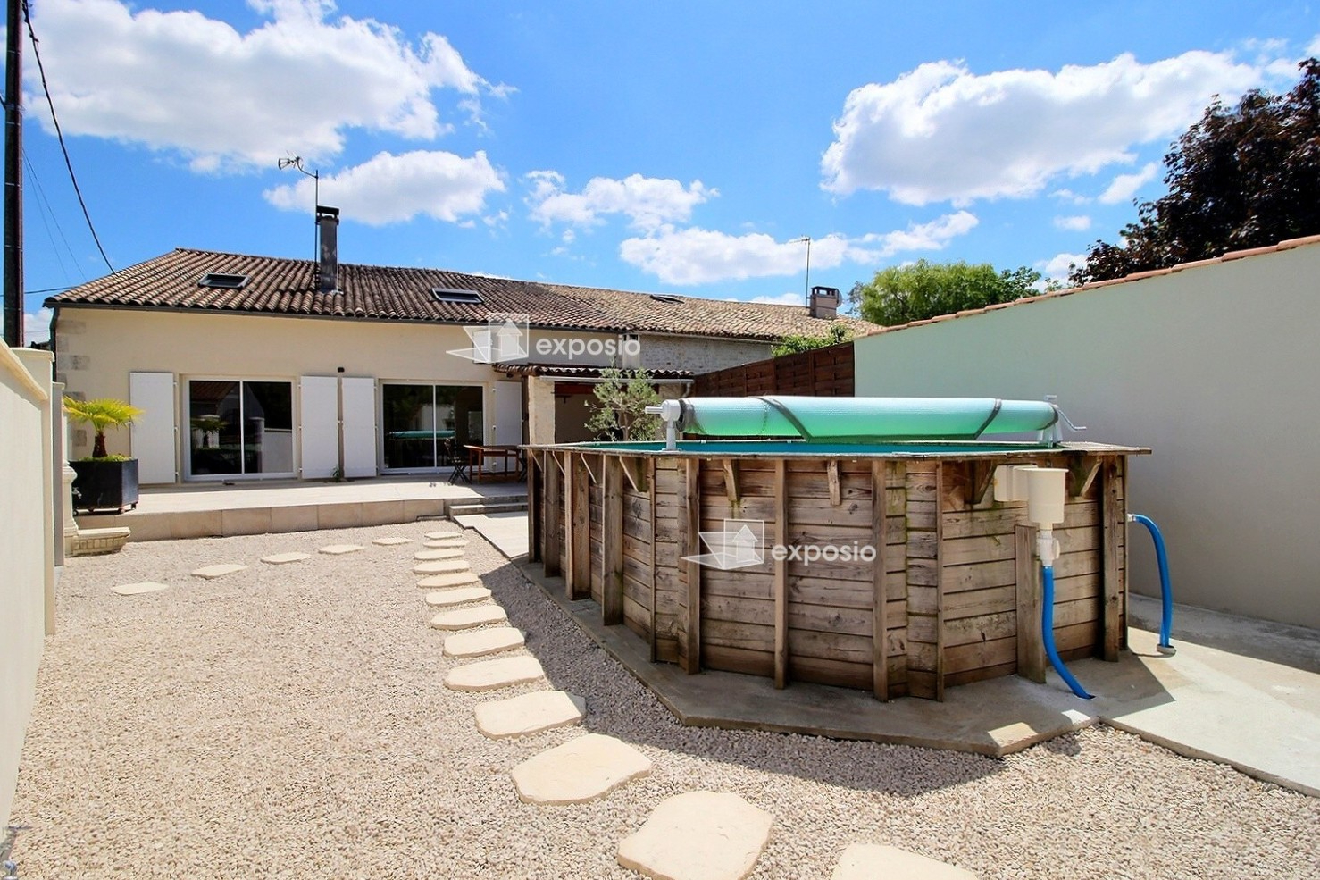 Maison  6 pièce(s) 147 m2 et Maison 3 pièces 43 m2 Saint Martin De Bernegoue