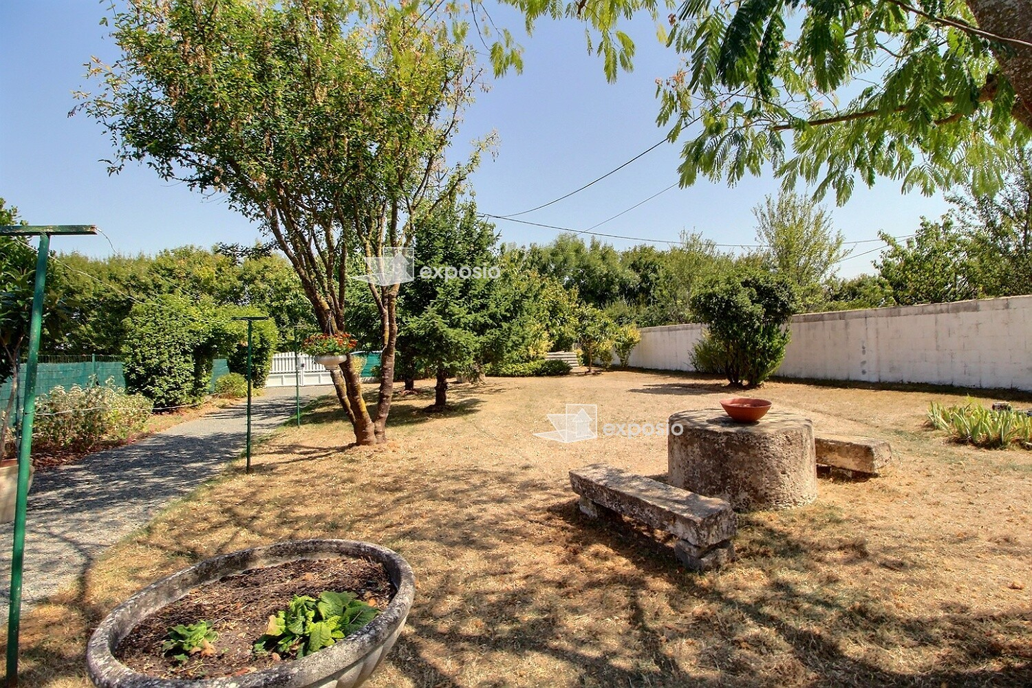 Maison GRANZAY GRIPT 187 m2 avec dépendances et grand terrain