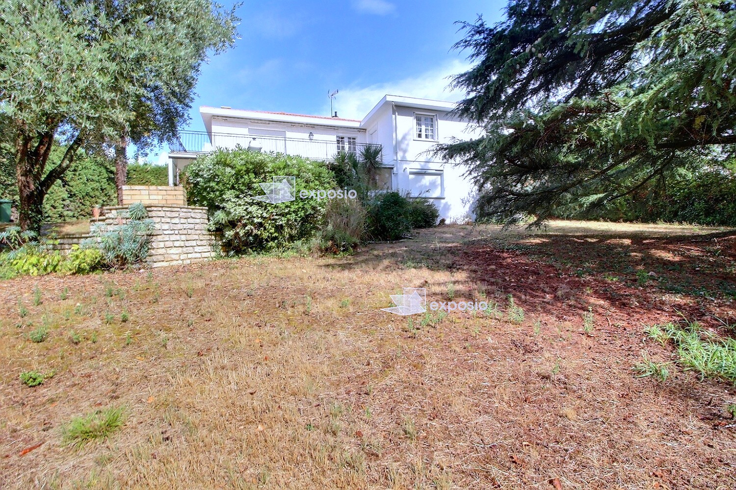 Photo Maison familiale 240 m². Quartier SOUCHÉ .Impasse au calme image 2/6