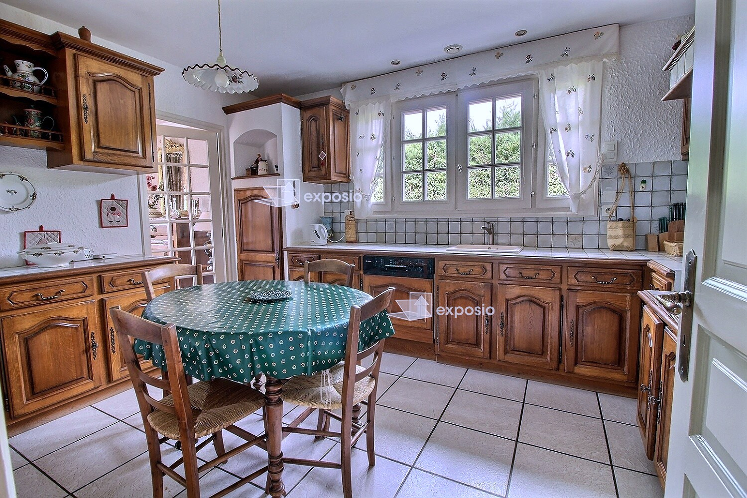 Photo Maison familiale 240 m². Quartier SOUCHÉ .Impasse au calme image 6/6