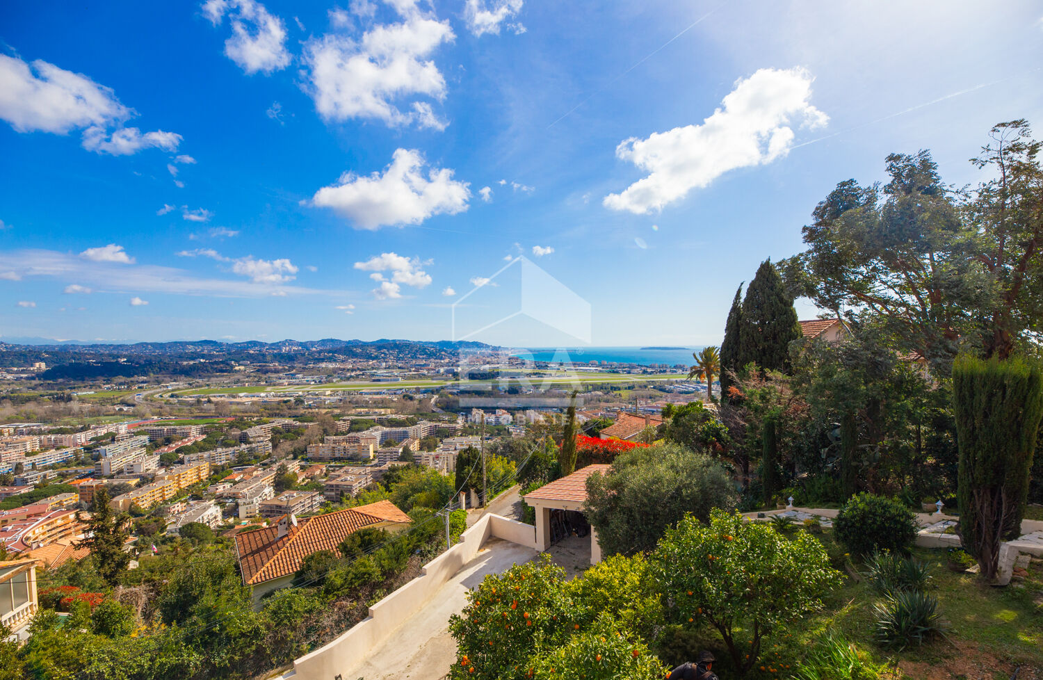 Photo Maison Mandelieu La Napoule 7 pièce(s) 210 m2 image 3/6