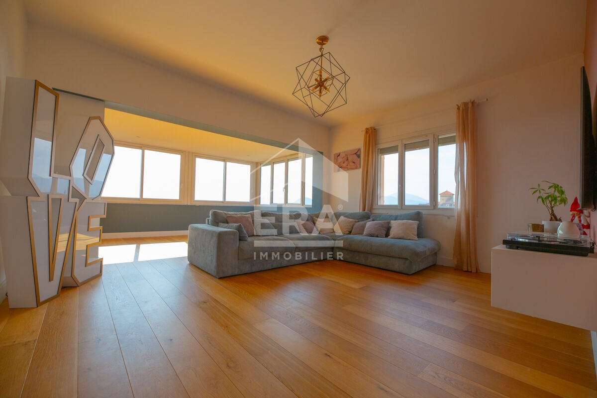 Photo Appartement Mandelieu La Napoule 3 pièce(s) 155m2 vue mer image 2/6