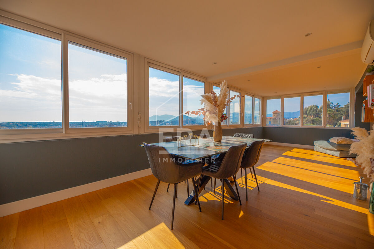 Photo Appartement Mandelieu La Napoule 3 pièce(s) 155m2 vue mer image 3/6