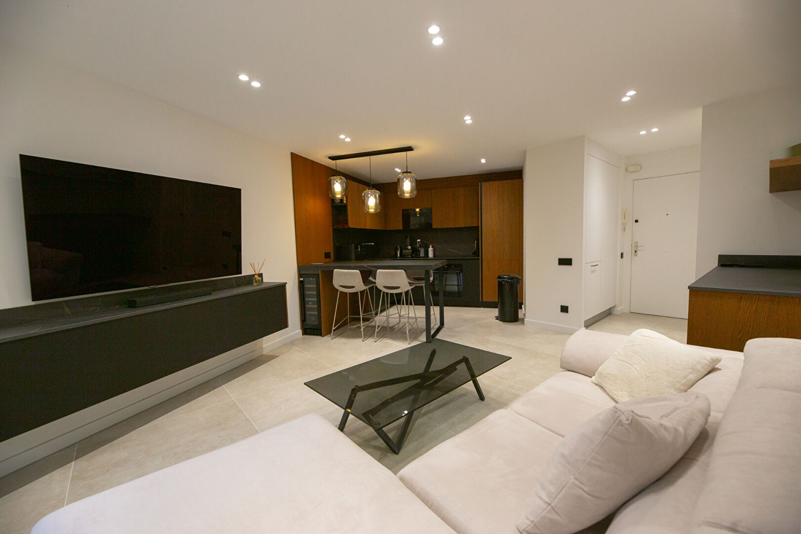 Photo Appartement 2 pièce(s) d'exception en rez de jardin image 2/6