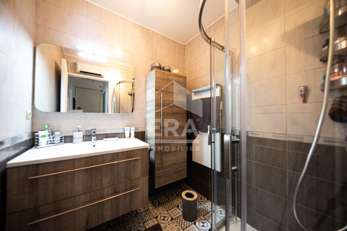 Photo Appartement Cannes de 4 pièces avec garage et cave dans une résidence sécurisé à Cannes. image 6/6