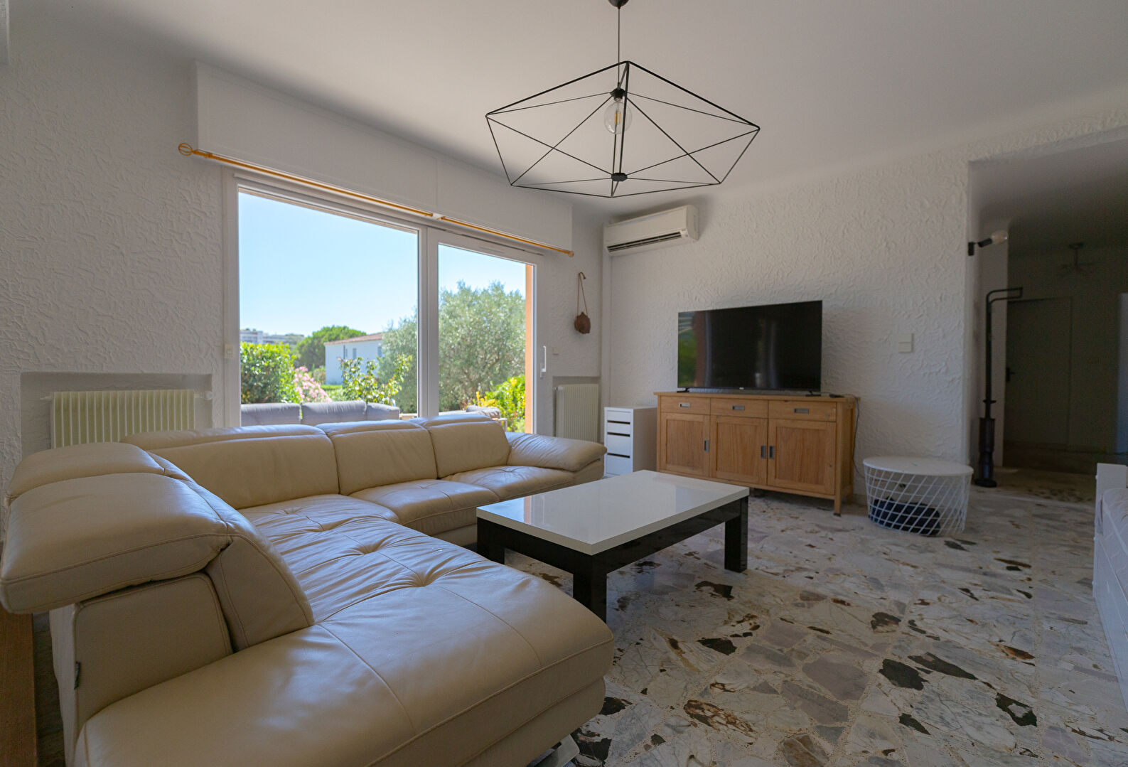 Photo Maison de plain pied Mandelieu La Napoule 5 pièce(s) 130 m2 image 5/6